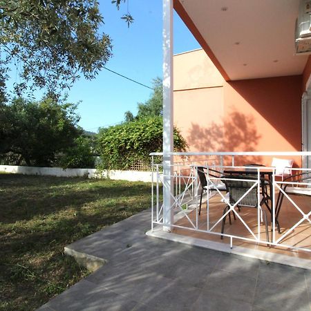 Laconian Collection Mavrovouni Beach House Gythio Esterno foto