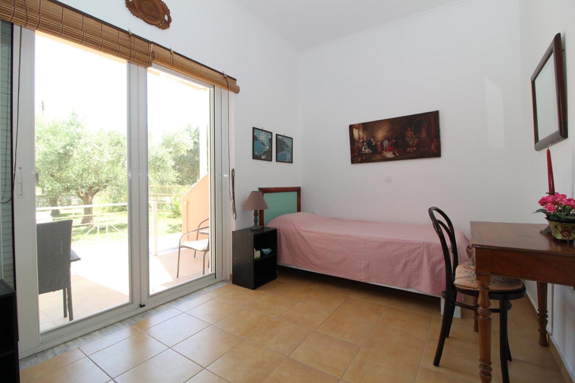 Laconian Collection Mavrovouni Beach House Gythio Esterno foto